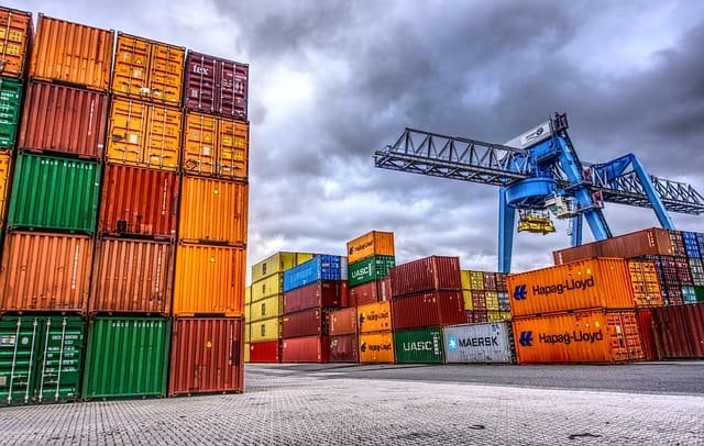 Qual é o preço de um contêiner marítimo? - ¿Cuál es el precio de un contenedor marítimo? - What is the cost of a Shipping Container?