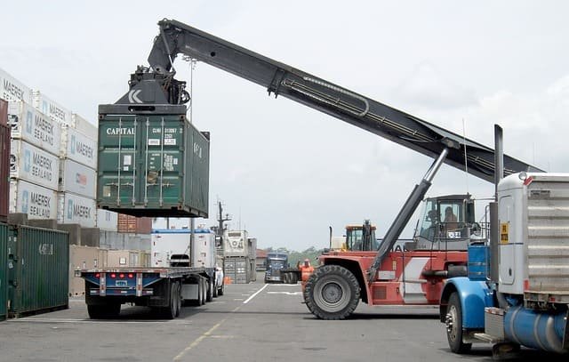 la historia completa de los contenedores marítimos
